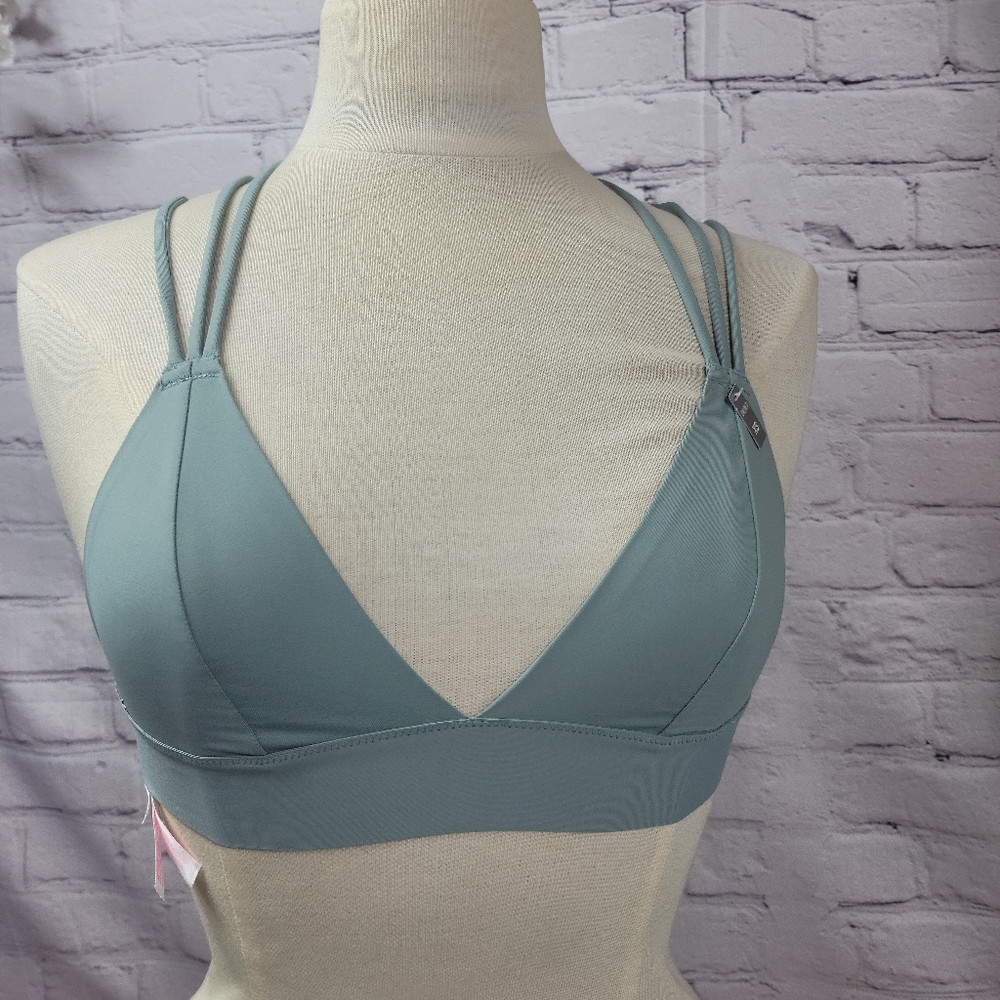 VICTORIA SECRET AQUA CRISS-CROSS BACK V NECK SPORTS BRA WOMEN'S SIZE XSMALL
